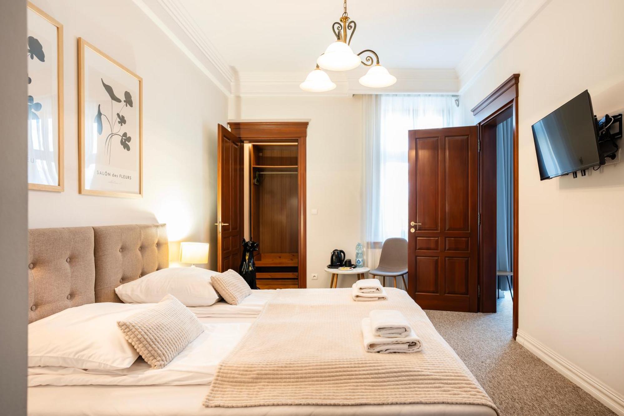 Aparthotel Maargick Cracovia Esterno foto